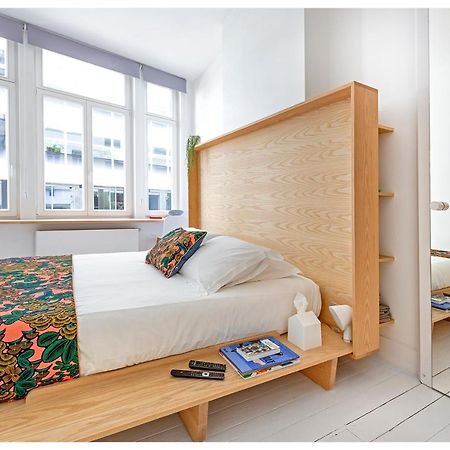 Happy Guesthouse - Grand Place Брюксел Екстериор снимка